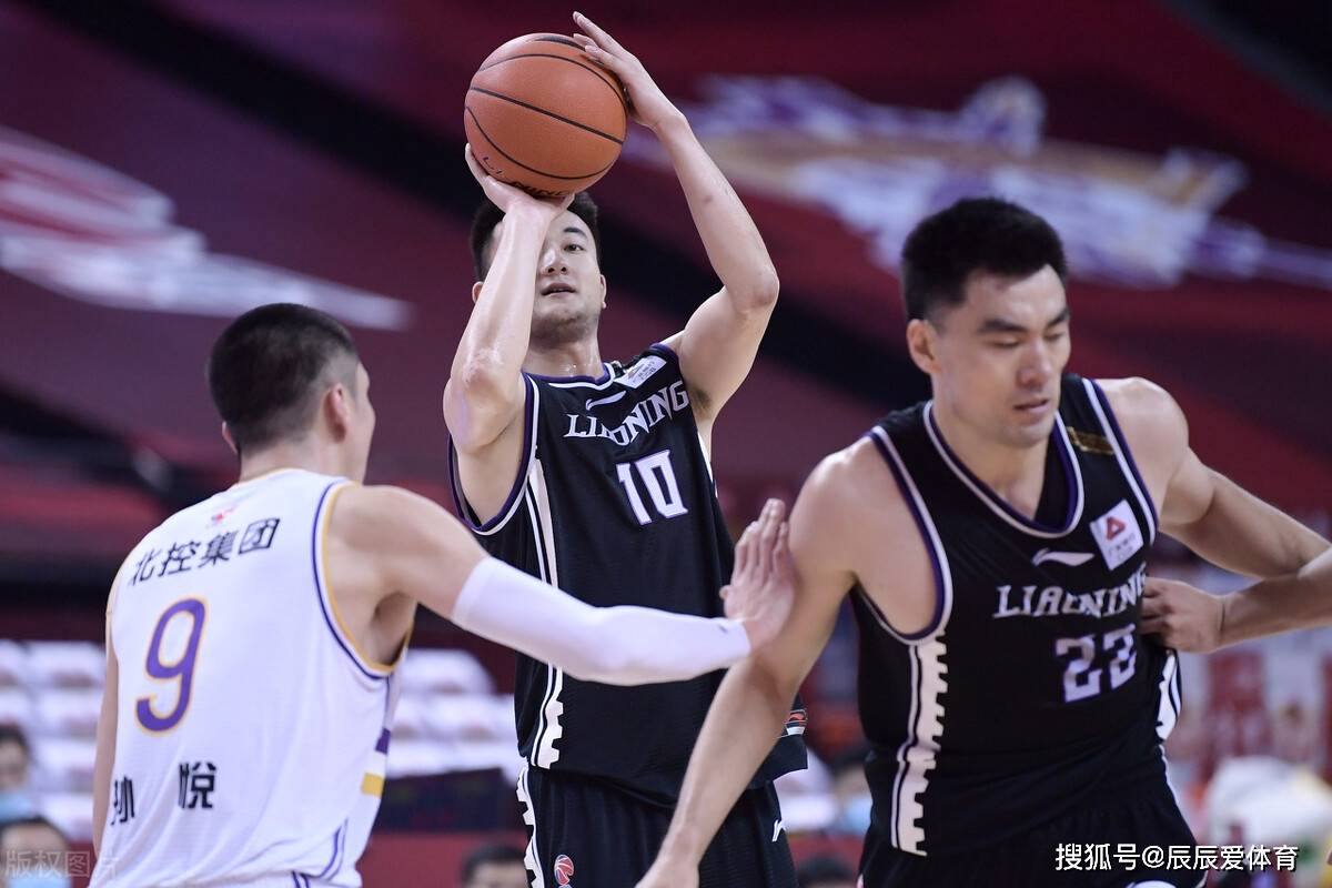 上海申花主帅放话：亚洲杯抢七大战必胜上海申花，东契奇冷笑回应的简单介绍